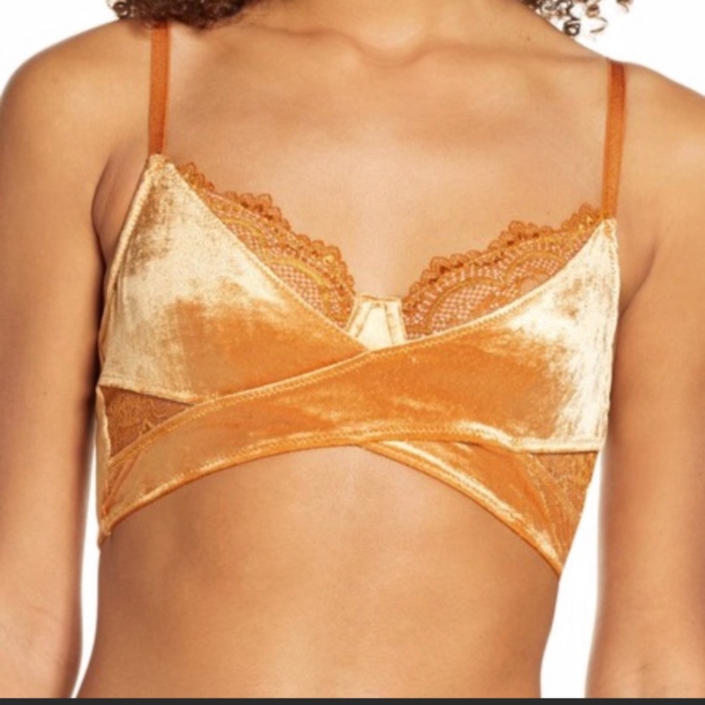 Free People Aurora Lace Trim Velvet Bra Size L
